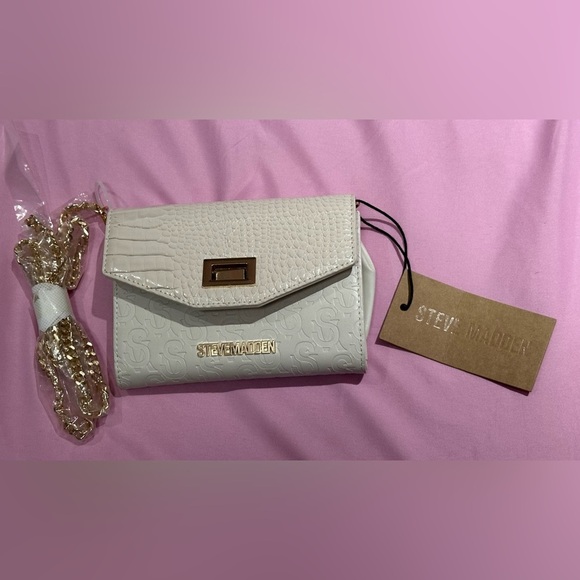 ✨NWT✨ Steve Madden Women's Bivan-6 Wallet On A String - Picture 1 of 11